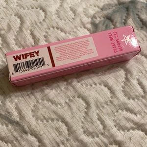 Jeffree Star Wifey Liquid Lip